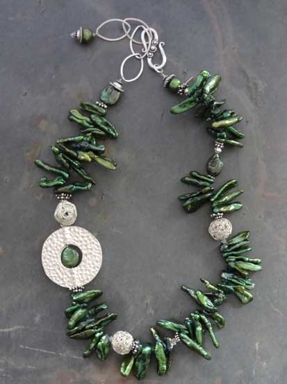 Image of Emerald Green Biwa